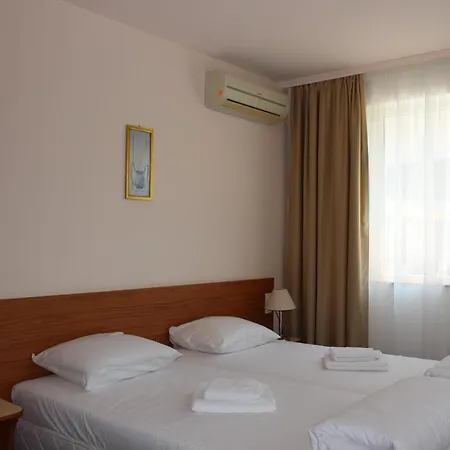 Semesteranläggning (resort) Arlanda 3*