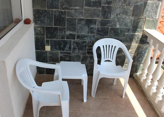 Arlanda Светий Влас