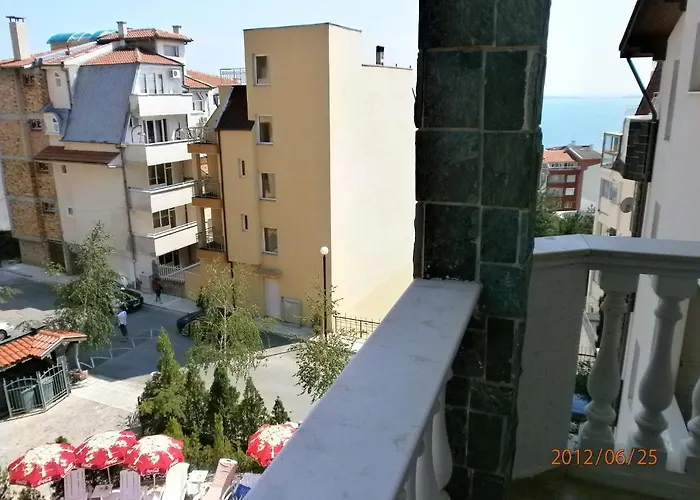 Arlanda 3* Светий Влас